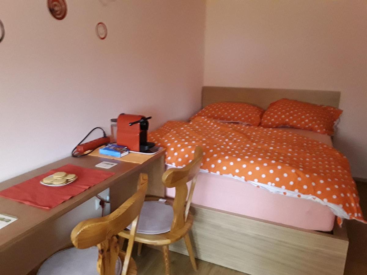 Gaestezimmer Herzogenrath Apartment Екстериор снимка